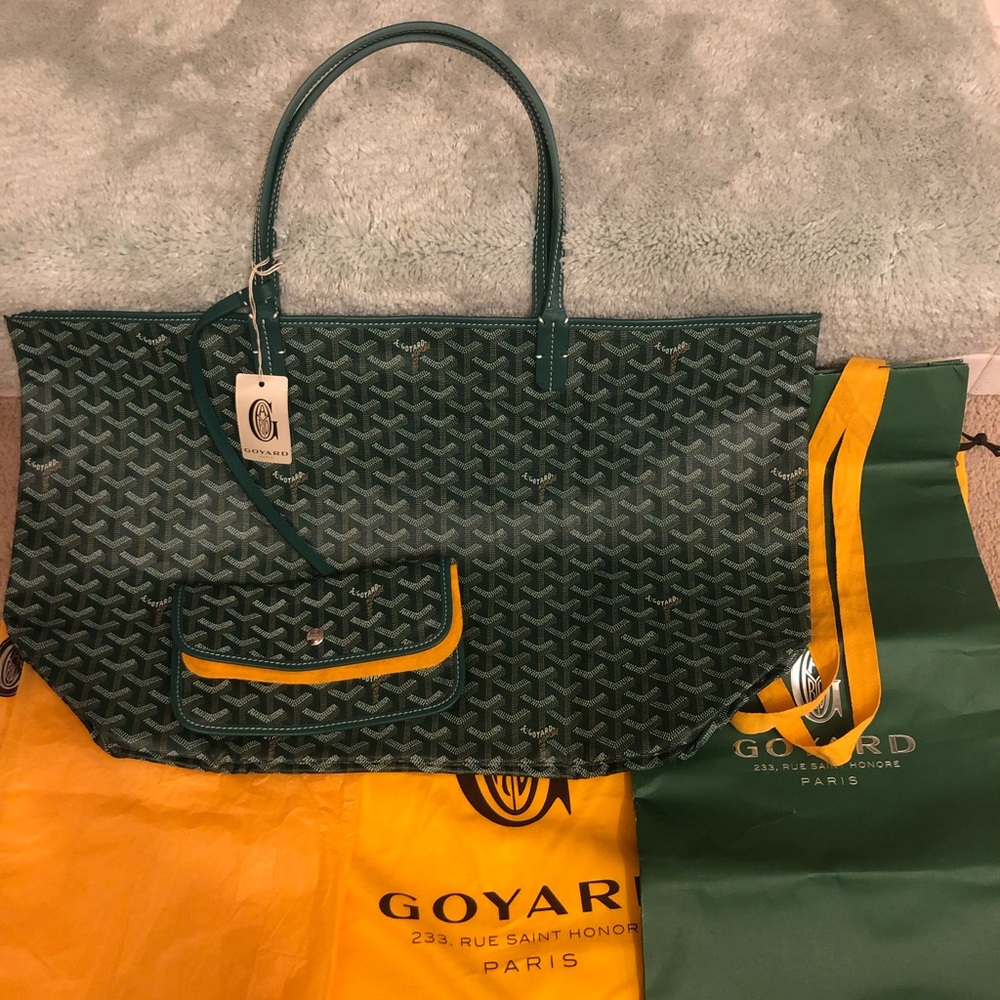SOLD! Brand new Goyard St Louis tote GM green